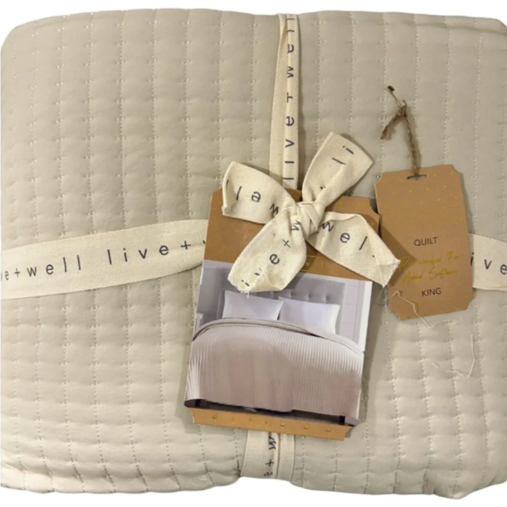Live Well Almond Tan King Quilt 102”x90” NEW with Tags 100% Polyester